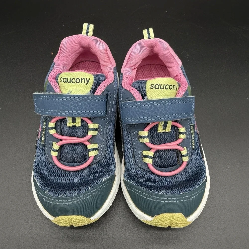 Saucony Wind Shield running shoes size 7m Toddler Pink Navy Blue